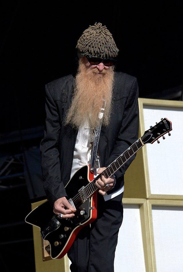 Billy Gibbons of ZZ Top performing in Finland, in PuistoBlues 2010